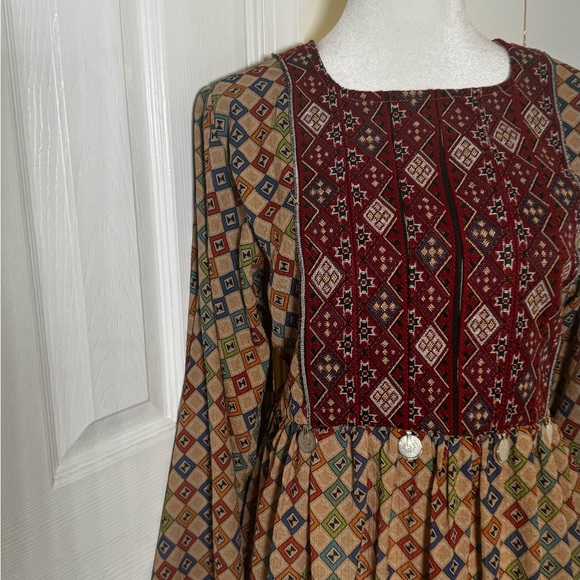 Vintage Geometric Patterned Dress - Picture 3 of 5